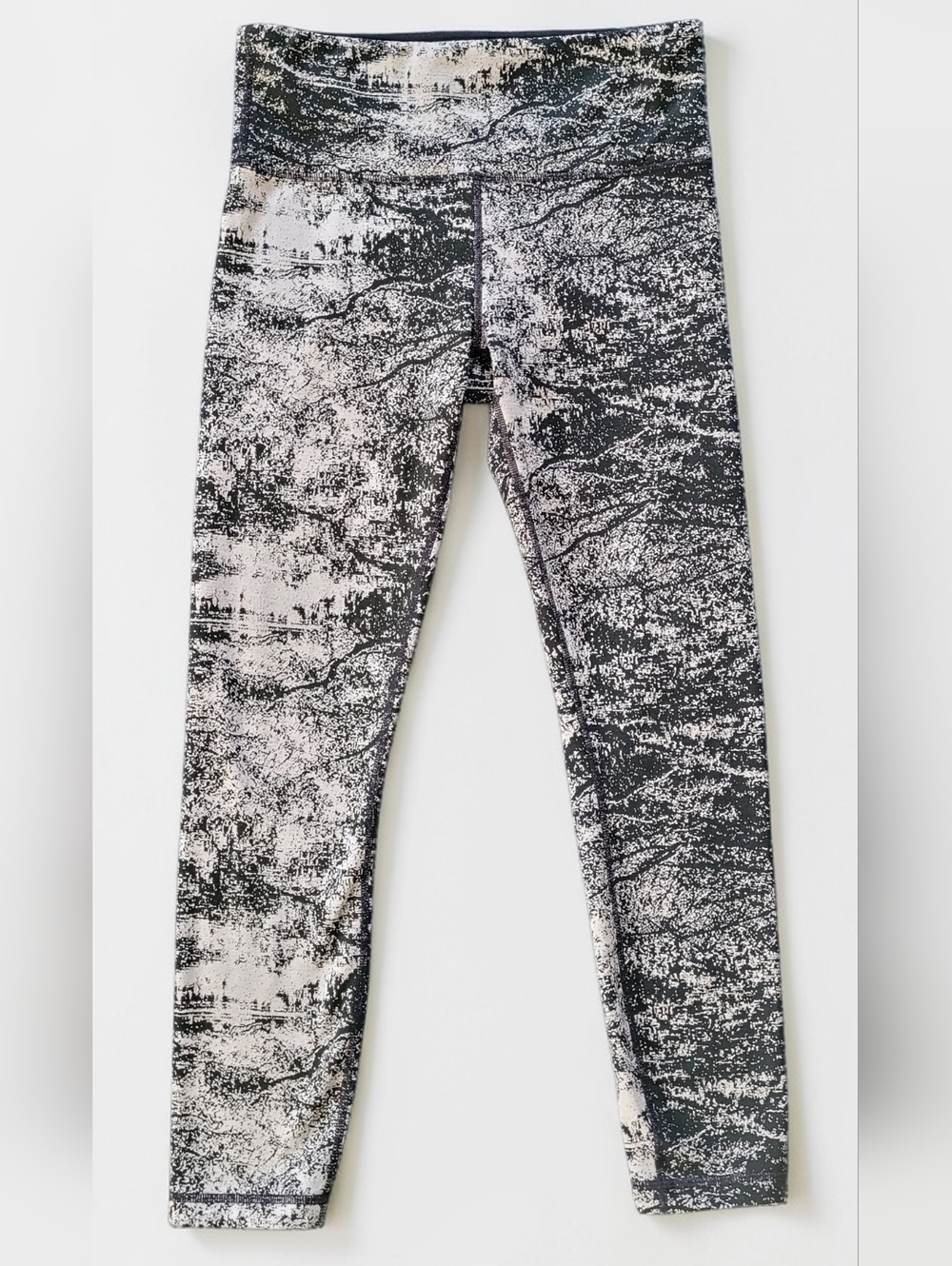 Athleta Printed Elation Glades 7/8 Leggings Black/Cream | Yoga Gym Women's Small